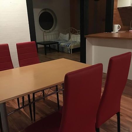 Train Fans Guesthouse 시베탈 외부 사진